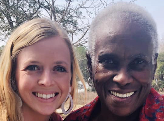 This Grandma Called The Wrong Number &amp; Made A New Best Friend